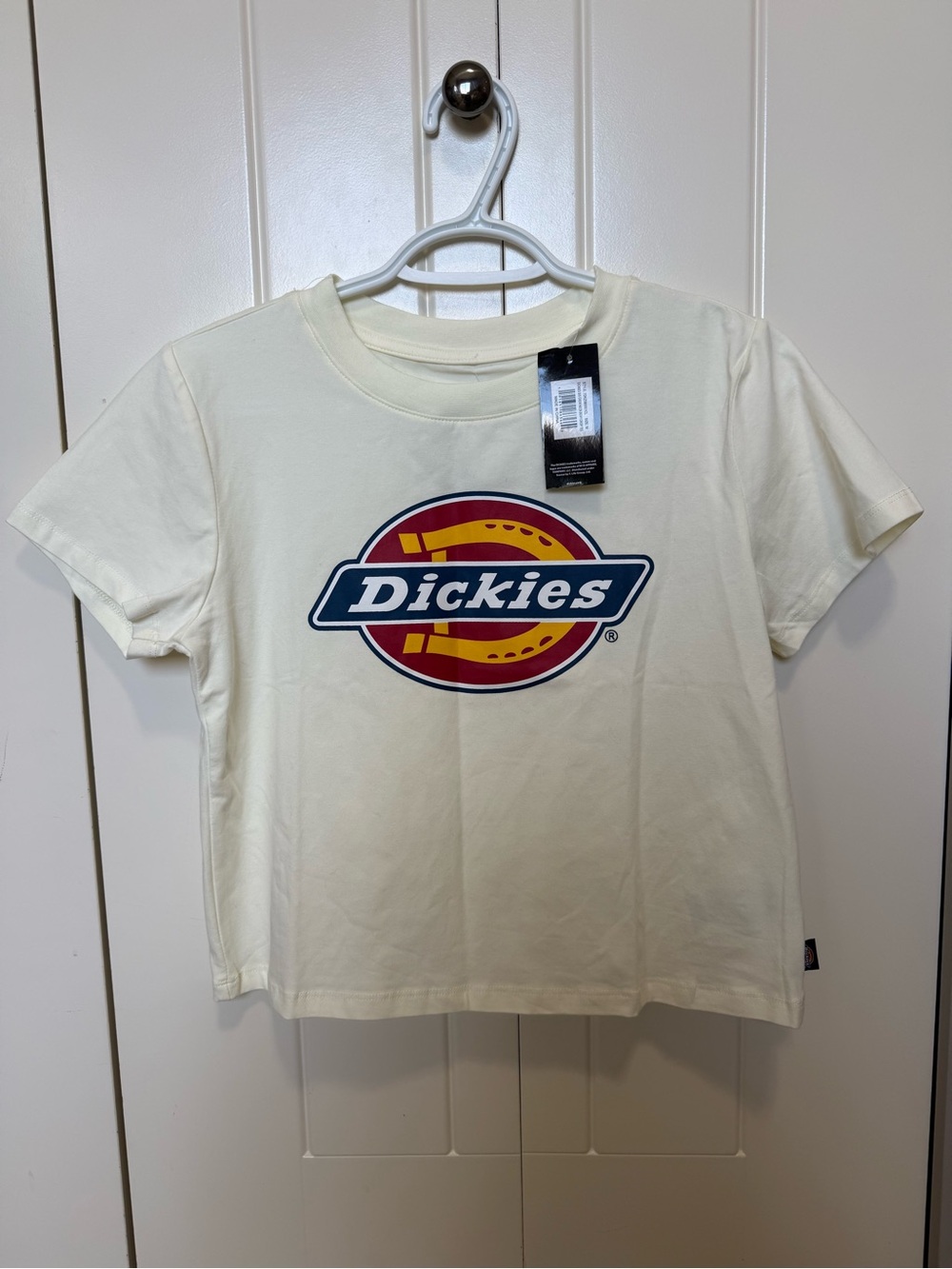 Dickies Women’s Graphic Cropped T-Shirt New With Tags